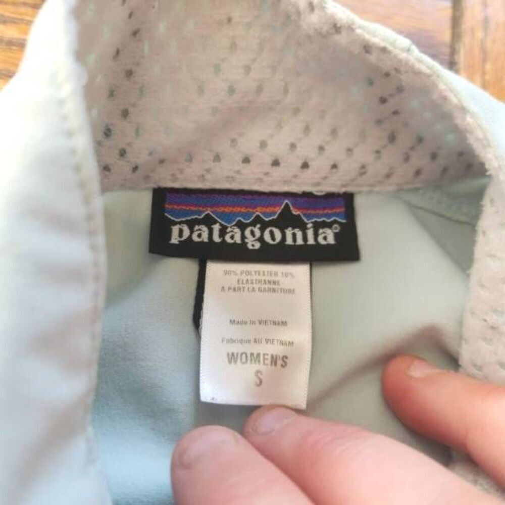 Patagonia Women's Traverse Jacket light blue sz Small - Picture 3 of 7